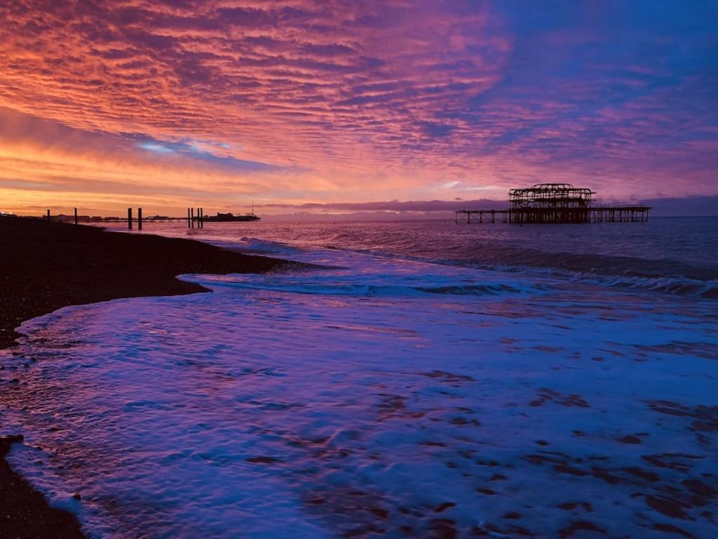 Central Brighton Flat, 3 Bedrooms, Sleeps 6, Close To Shops And Beach Exterior photo